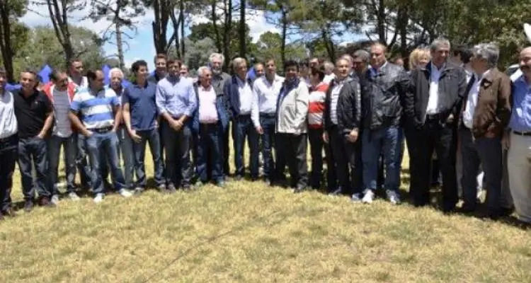 Guacone participó del encuentro del PJ bonaerense en Santa Teresita