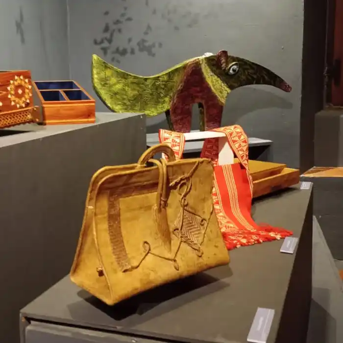 El artesano Gustavo Muñoz fue premiado en la Bienal Internacional del Objeto Artesanal en Montevideo