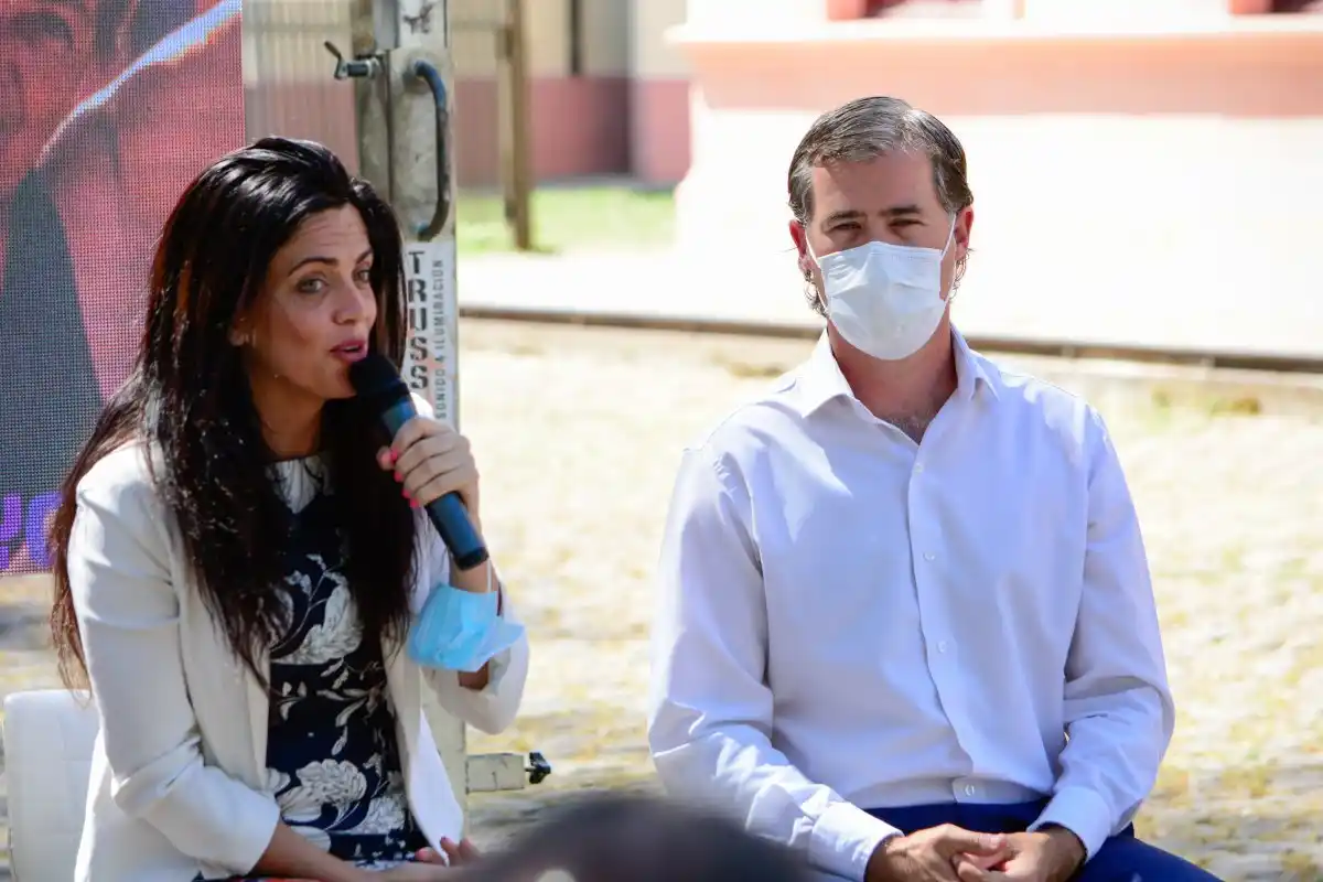 Piaggio viaja a Buenos Aires por reuniones en PAMI, Hábitat y Desarrollo Territorial