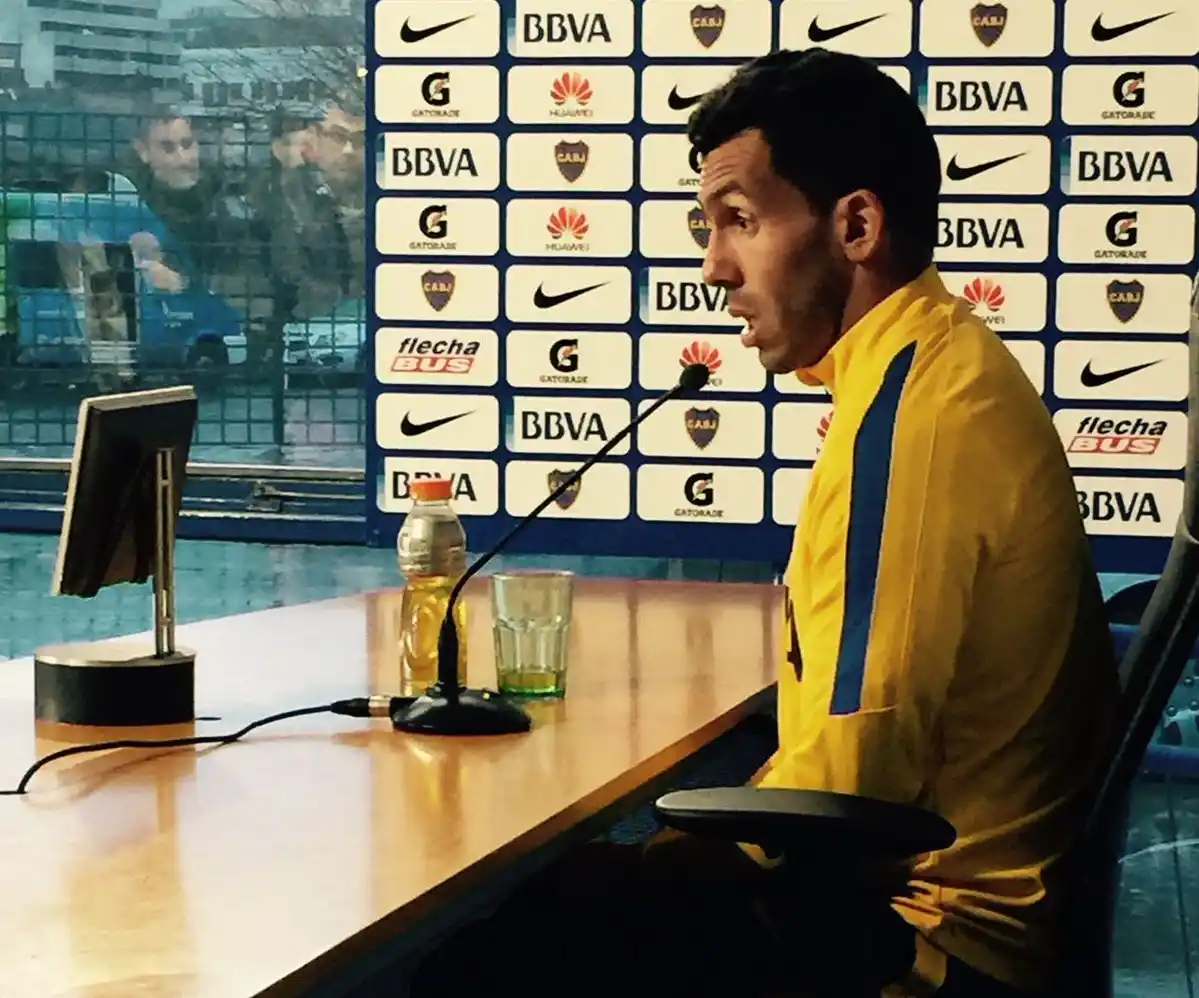 Tévez confirmó que continuará en Boca