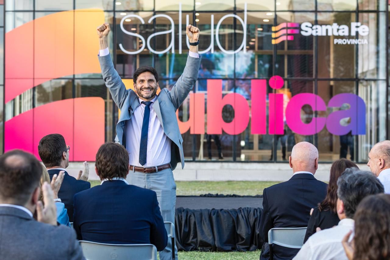 Se consolida la valoración para el gobierno de Pullaro en seguridad y obras, y crece el apoyo a la continuidad escolar