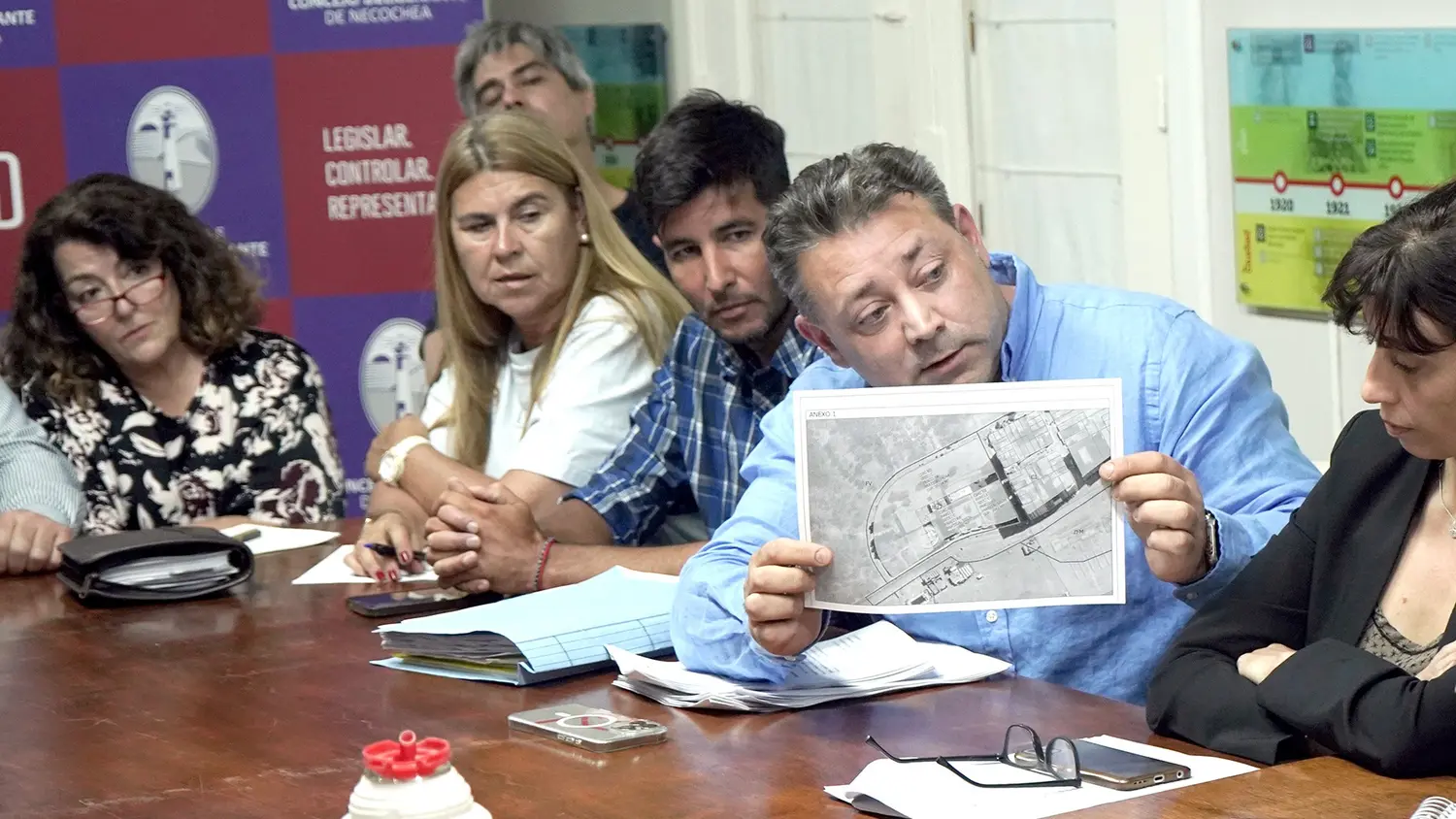 Presentación. De Povilaitis y Faramiñan en el Concejo Deliberante