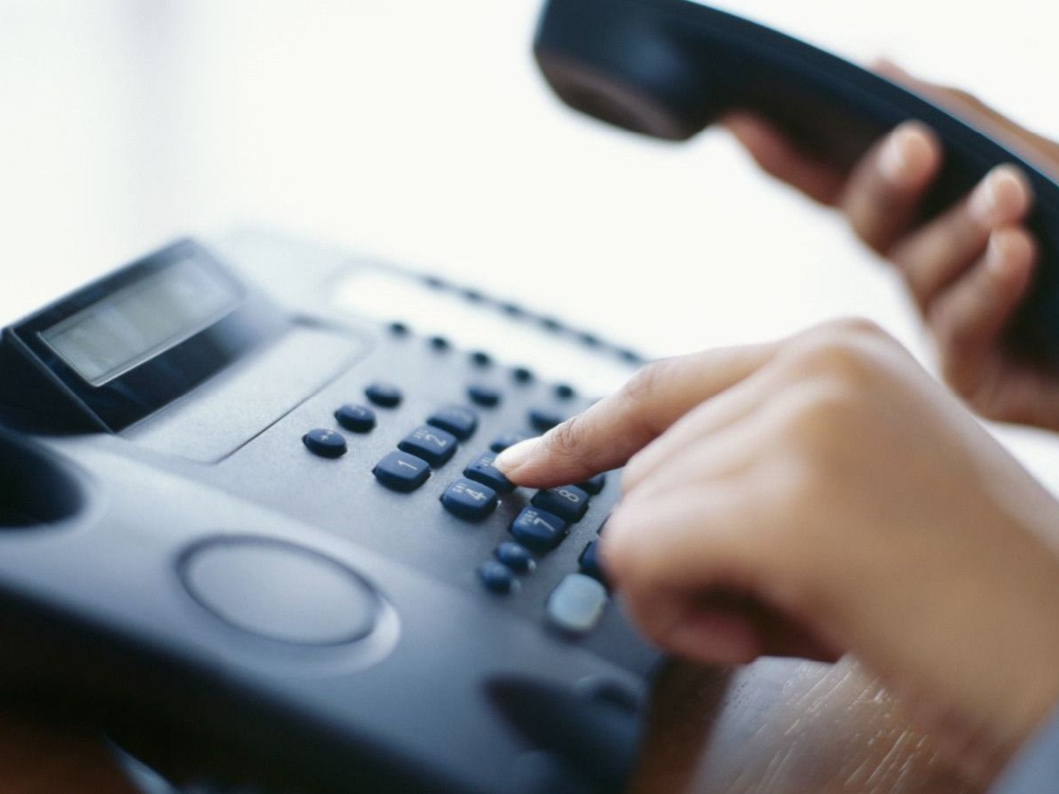 Estafa: alertan a consumidores que cada vez hay más llamados para cobrar deudas que ya vencieron