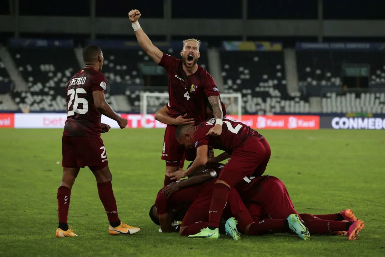 ¡GARRA VINOTINTO! Venezuela saca importante empate ante Ecuador