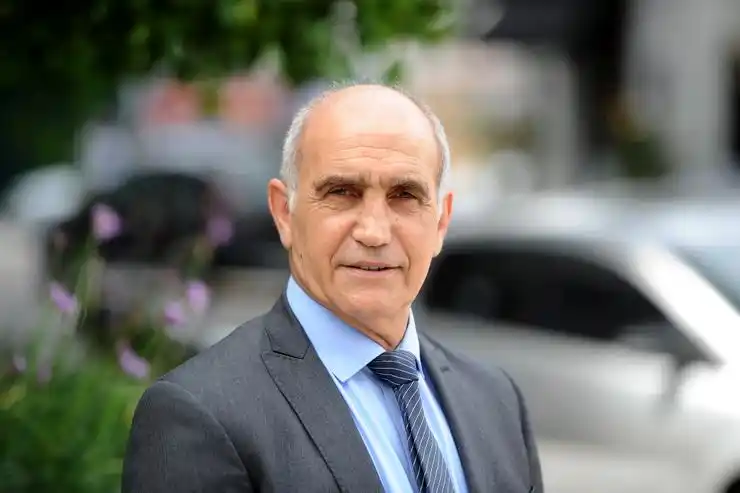 Daniel Salvador: "No hay que adelantar" las elecciones en Provincia