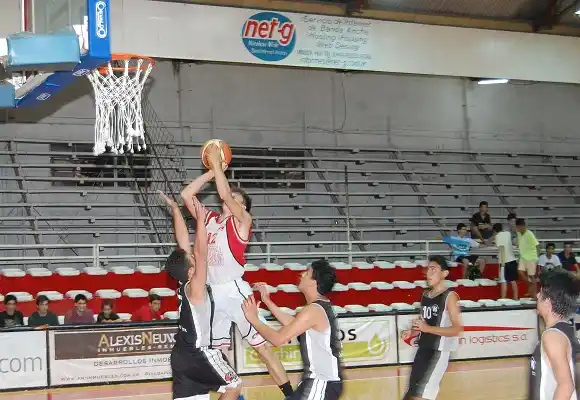 Formativas: Central recibe a Neptunia en el destacado de la cuarta fecha