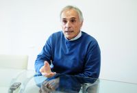 Fernández: “Lo que pasó con el combustible pasa en todo producto”