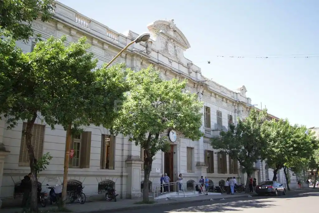 Asaltaron las oficinas del Registro Civil