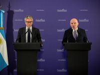 Presentaron el proyecto para blindar el uso de dólares del colchón