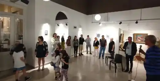 El Mubata presenta”Intuiciones”, la ópera prima gráfica del artista local Dardo Saint Denis