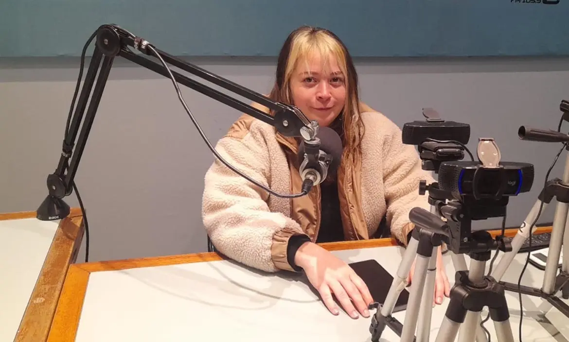 Sasha Lyardet: “Me angustia saber que aún hay detenidos por marchar contra la Ley Bases"