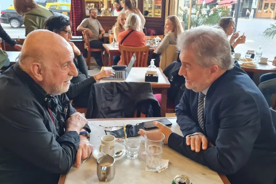 Mirabella se reunió con el periodista Horacio Pagani