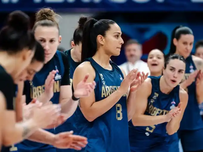 Argentina enfrenta a las 21:10 a Puerto Rico or los cuartos de la Americup.Foto:CAB