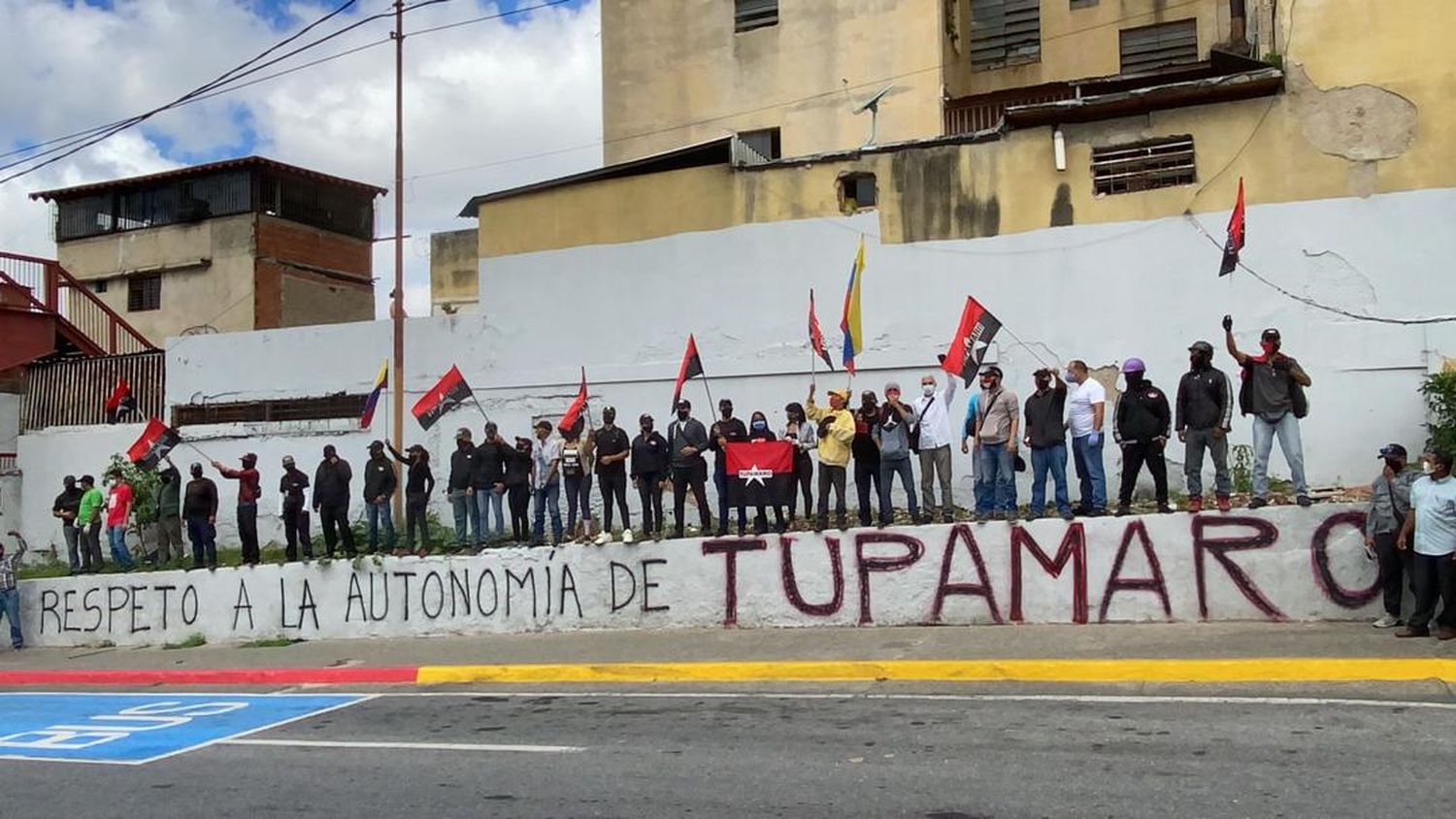 Militantes de Tupamaro reclaman al  TSJ por fallo contra el partido (+Fotos)