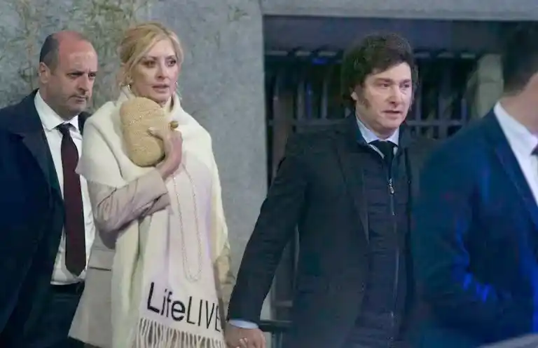 Con el Presidente. Javier Milei junto a Amalia Yuyito González