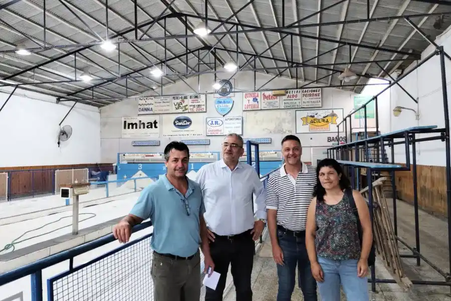 Calvo visitó al club de bochas 12 de Octubre en Sunchales