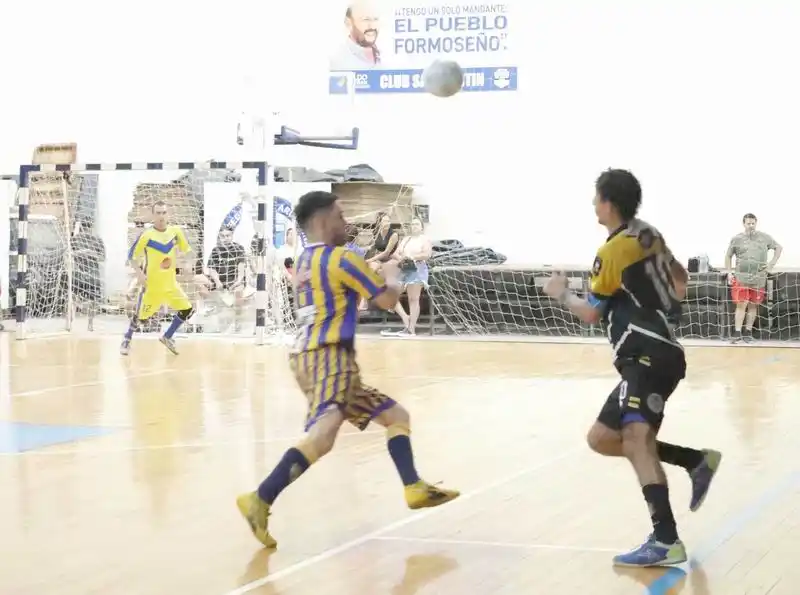 Empezó la undécima fecha
del Clausura con definiciones