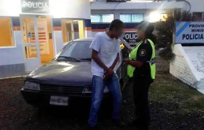 Ruta 2: Detienen a conductor que transitaba ebrio con dos bebés