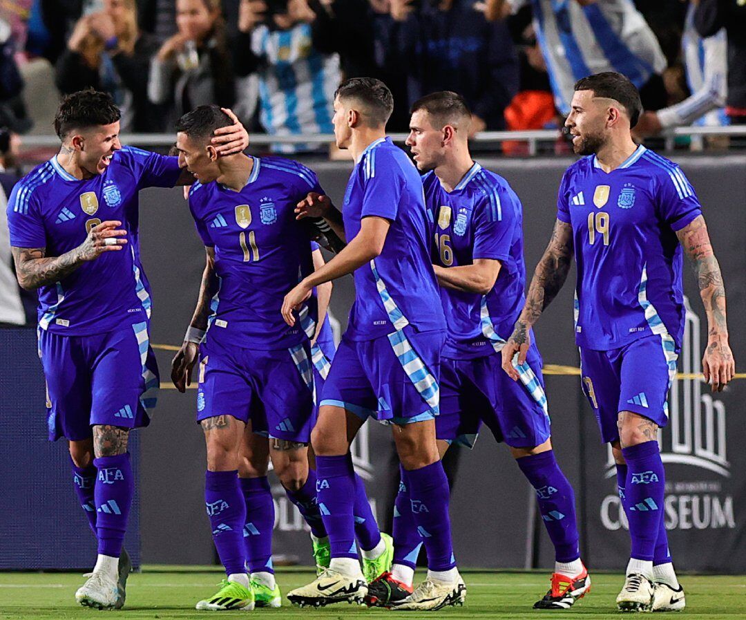 La celebración del gol de Di María