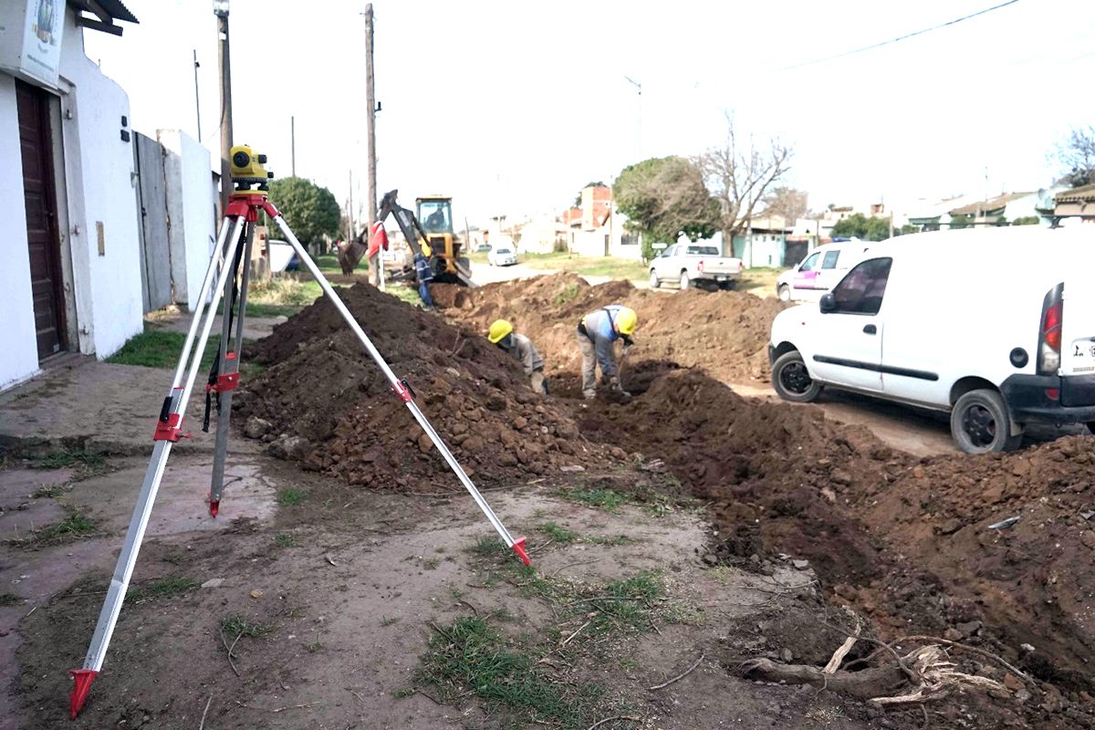 Cordón cuneta. Construyen en un sector del barrio Norte