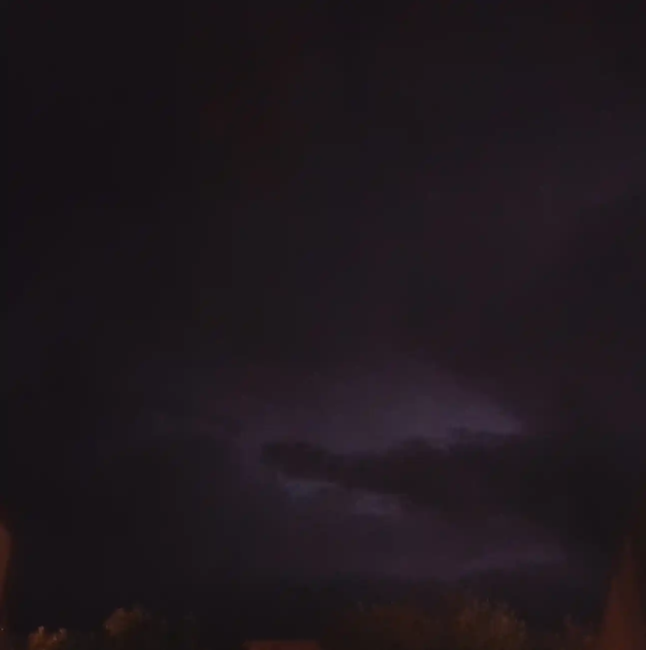 Rige un alerta por tormentas fuertes