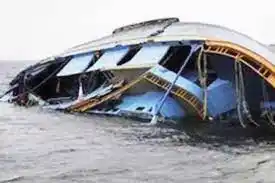 NAUFRAGIO EN NIGERIA deja más de 150 desaparecidos