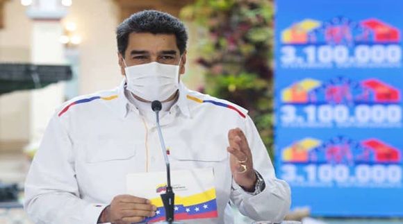 Maduro tras desbordamiento del río El Limón: “Solo se originaron daños materiales”