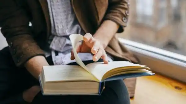 Leer un capítulo de un libro por día: la fórmula para vivir más