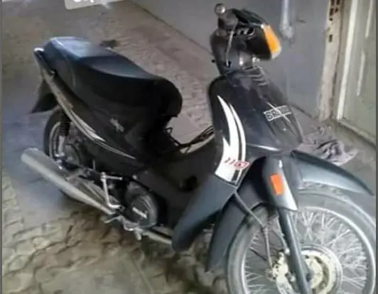 Otra moto sustraída frente a un comercio del puerto