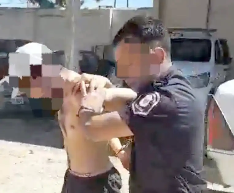 Tenía restricción de acercamiento con su madre y la quebrantó