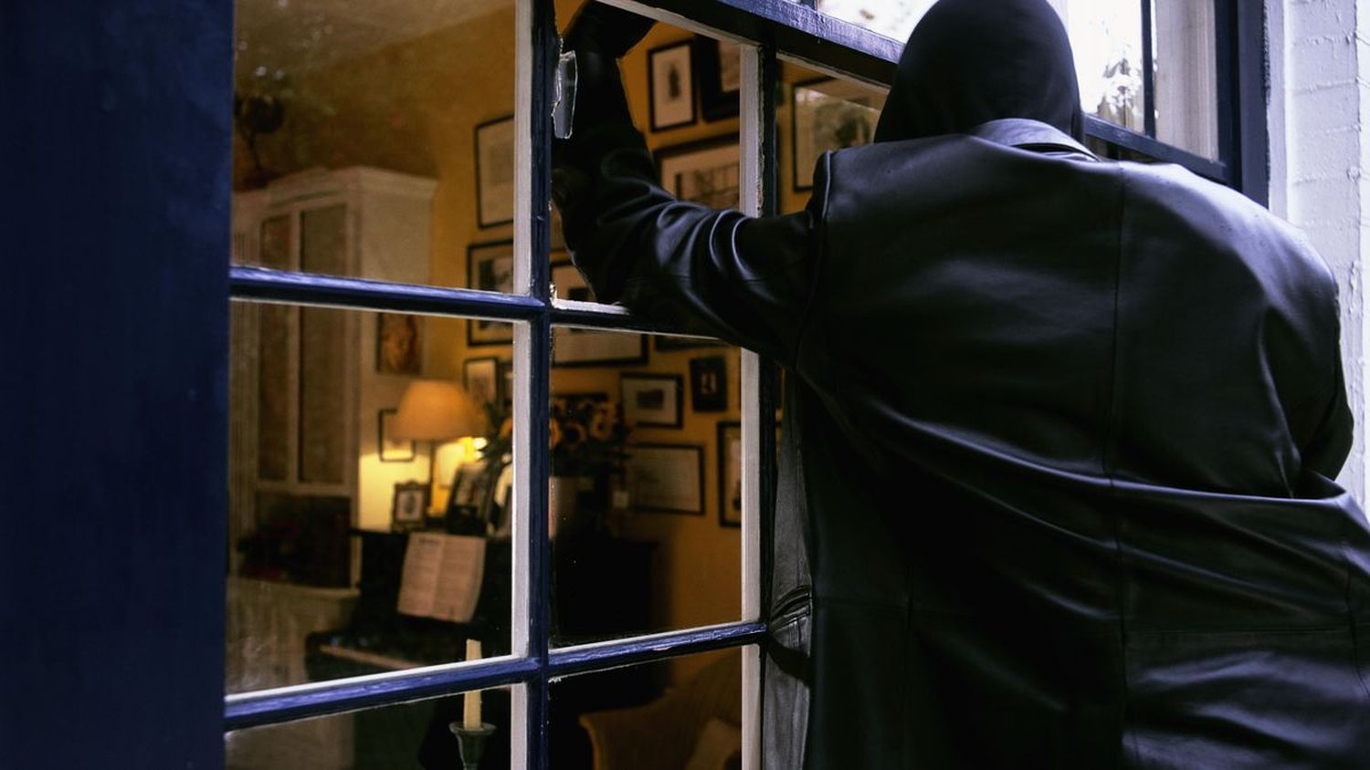 Venado Tuerto: Roban 50.000 pesos y 100 dólares en una vivienda