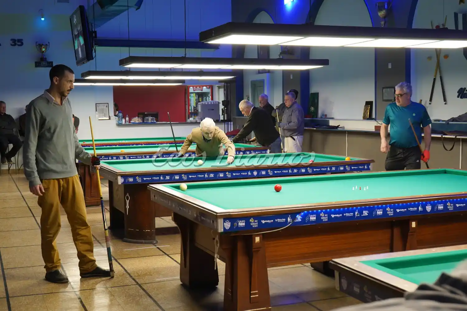 El Club Rivadavia alberga el ATP con billaristas de Necochea y la zona