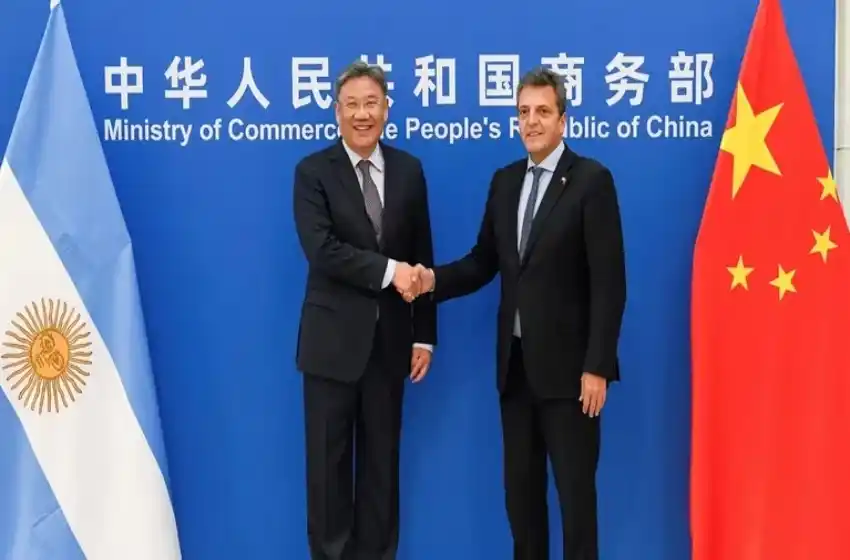 Los riesgos que esconde el acuerdo del swap con China: cuando las “ayudas” se pueden transformar en pesadillas