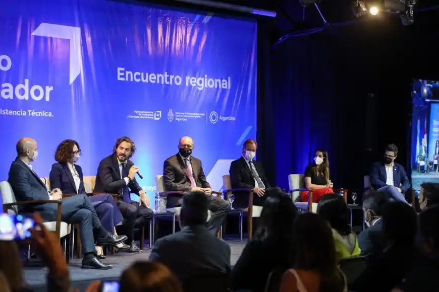 Con Cafiero y Perotti, Bordet presentó un programa de inversión para PYMES