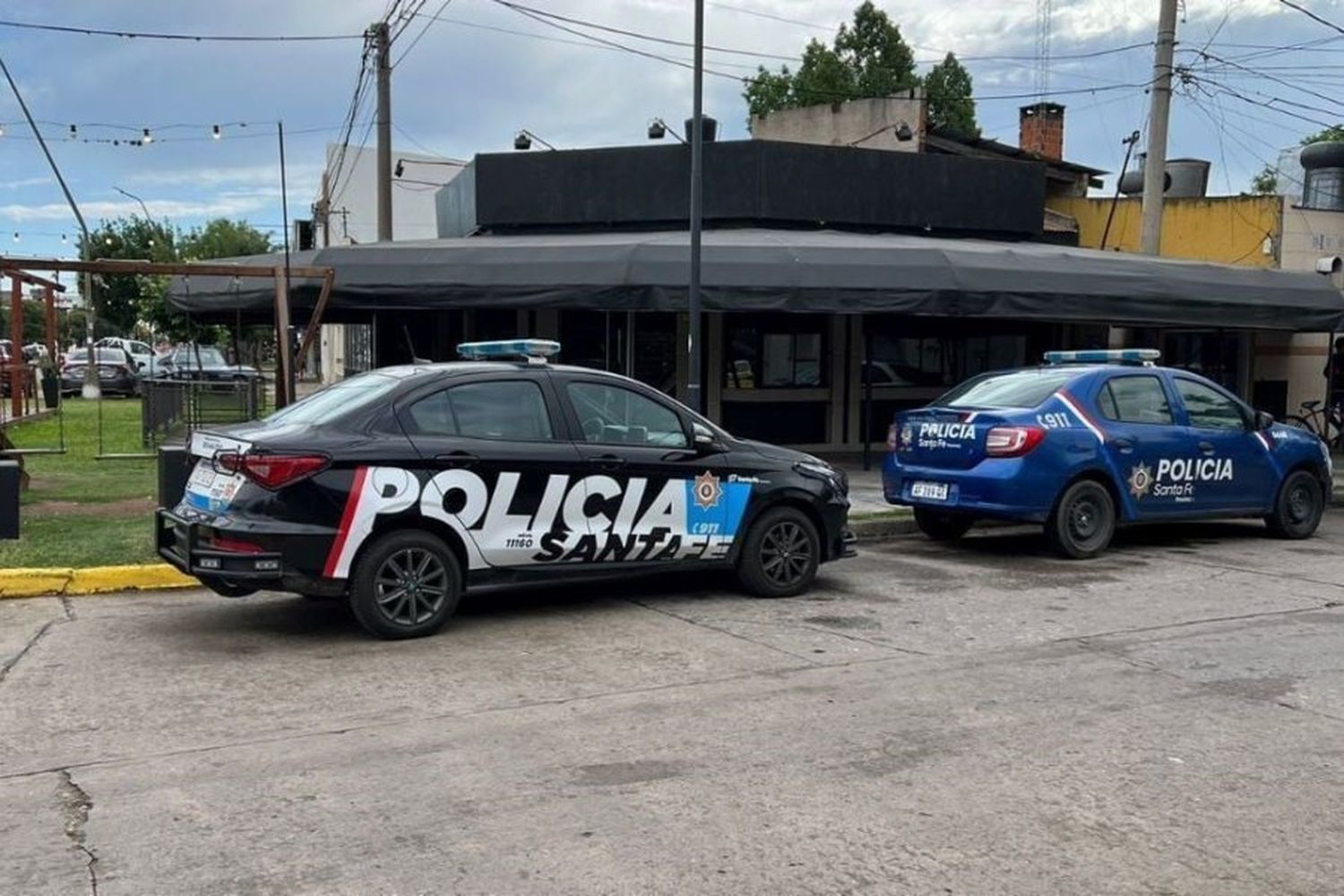 Robaron en una parrilla y agredieron ferozmente a una empleada embarazada