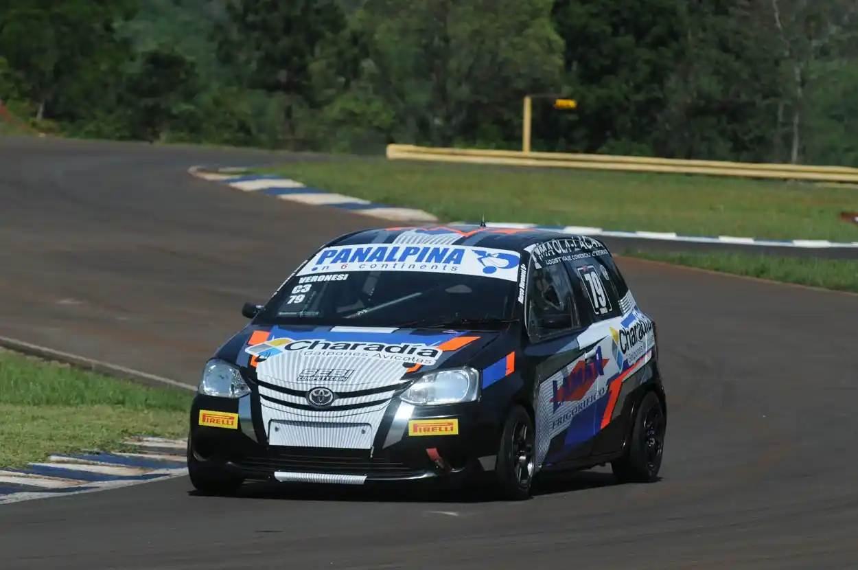 Turismo Pista: Marco Veronesi quedó 25º en la primera clasificación en Oberá