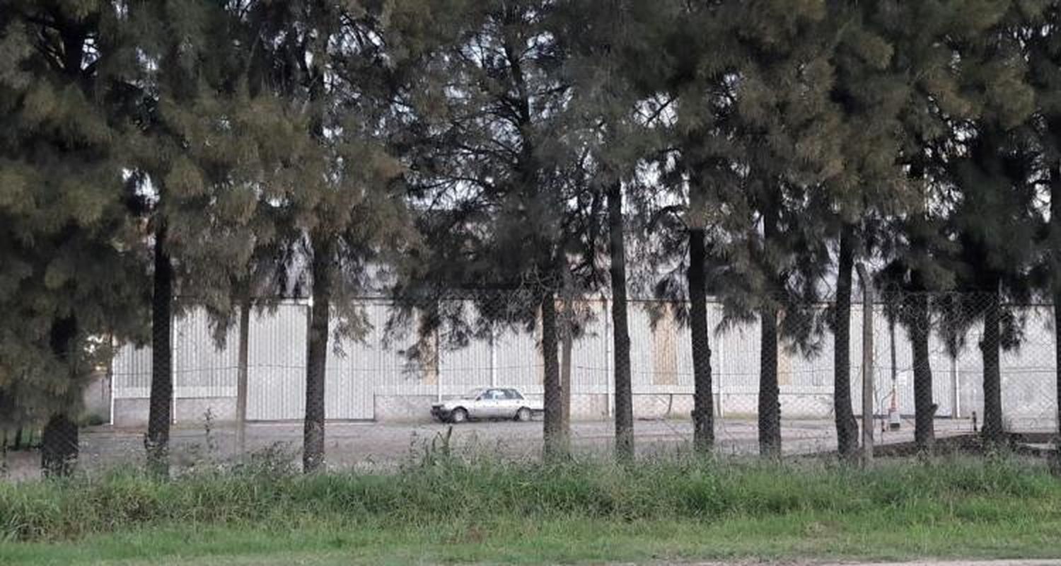 Intentaron robar en el depósito de motos, se llevaron un casco