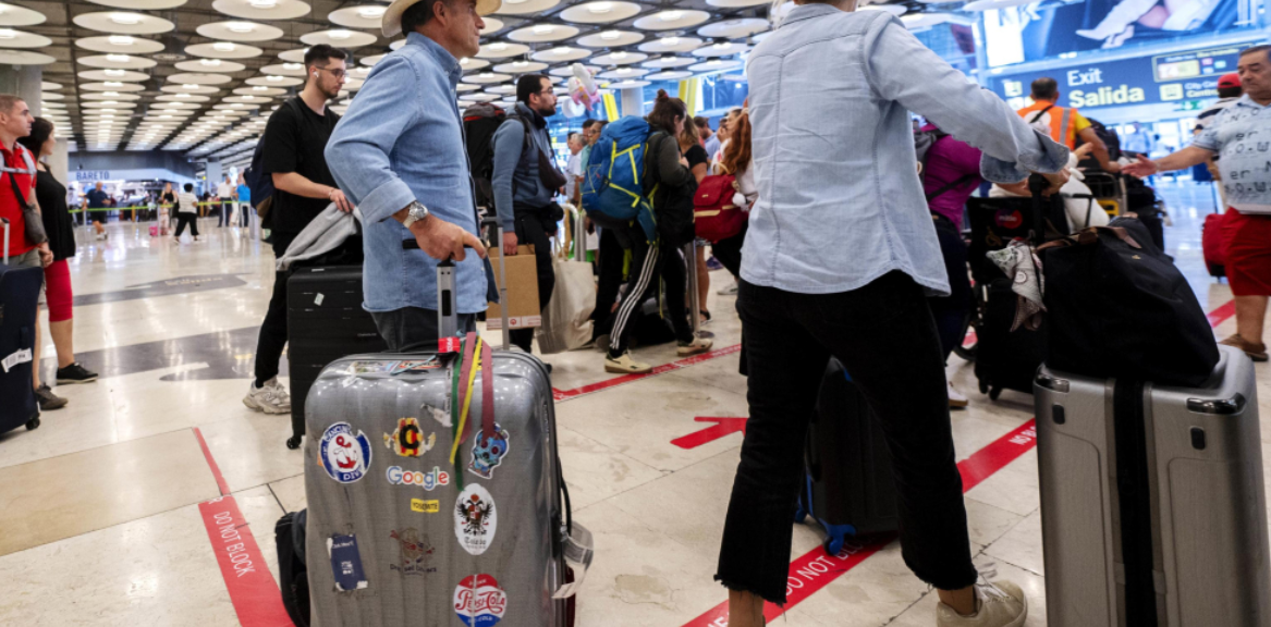 La medida beneficia a quienes viajan al exterior