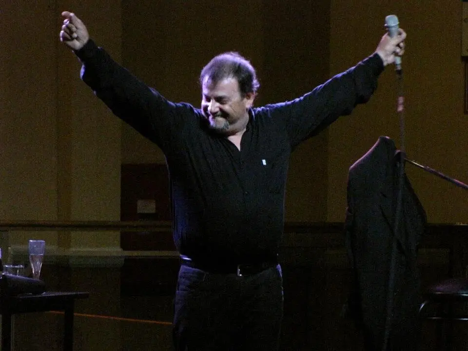 José Luis Rodríguez con un repertorio de éxitos bailables