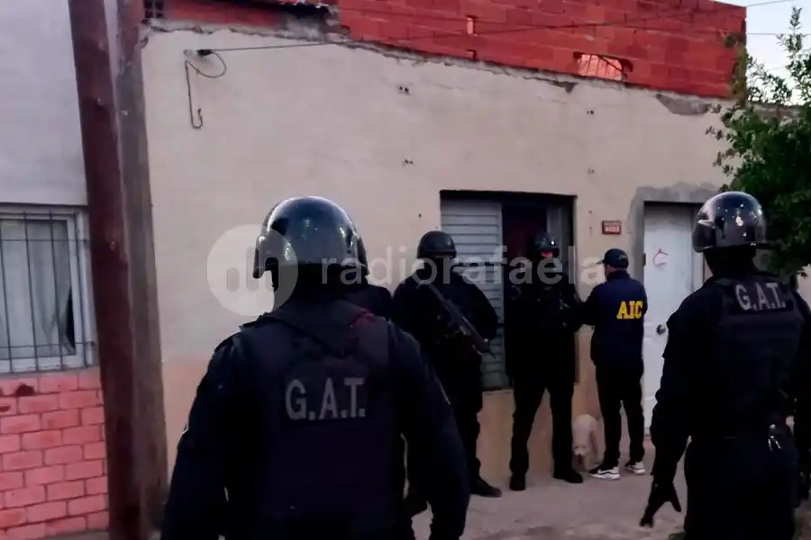 Allanamientos con resultados positivos permitieron recuperar objetos que habían sido robados a una mujer