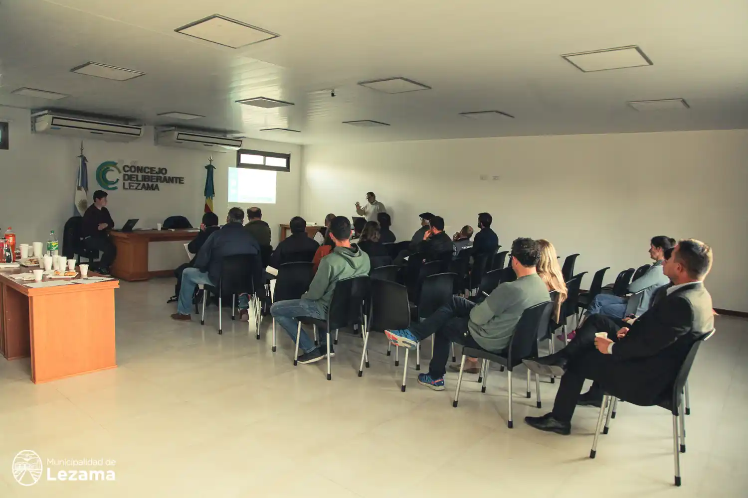 Productores lezamenses en la presentación del Plan Ganado Bonaerense 6 x 6