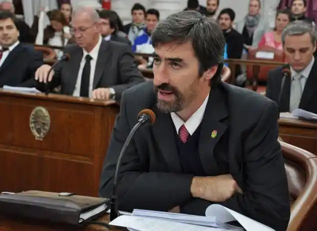 Giano cuestionó a Macri por las políticas referidas a la Cafesg 