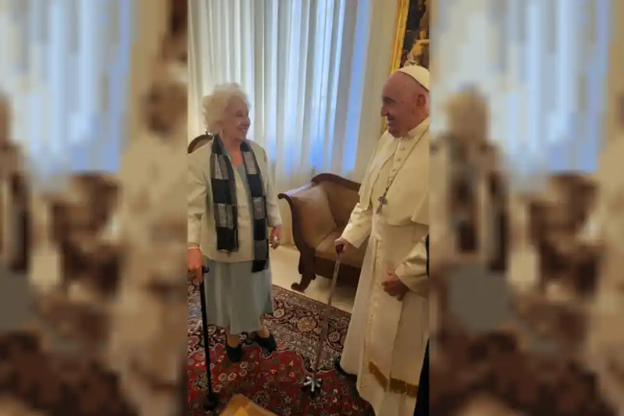 El papa Francisco recibió a Estela de Carlotto en el Vaticano