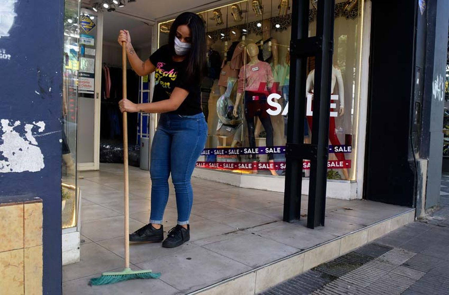 Piden al municipio que extienda el horario comercial, como ya se autorizó en la capital provincial