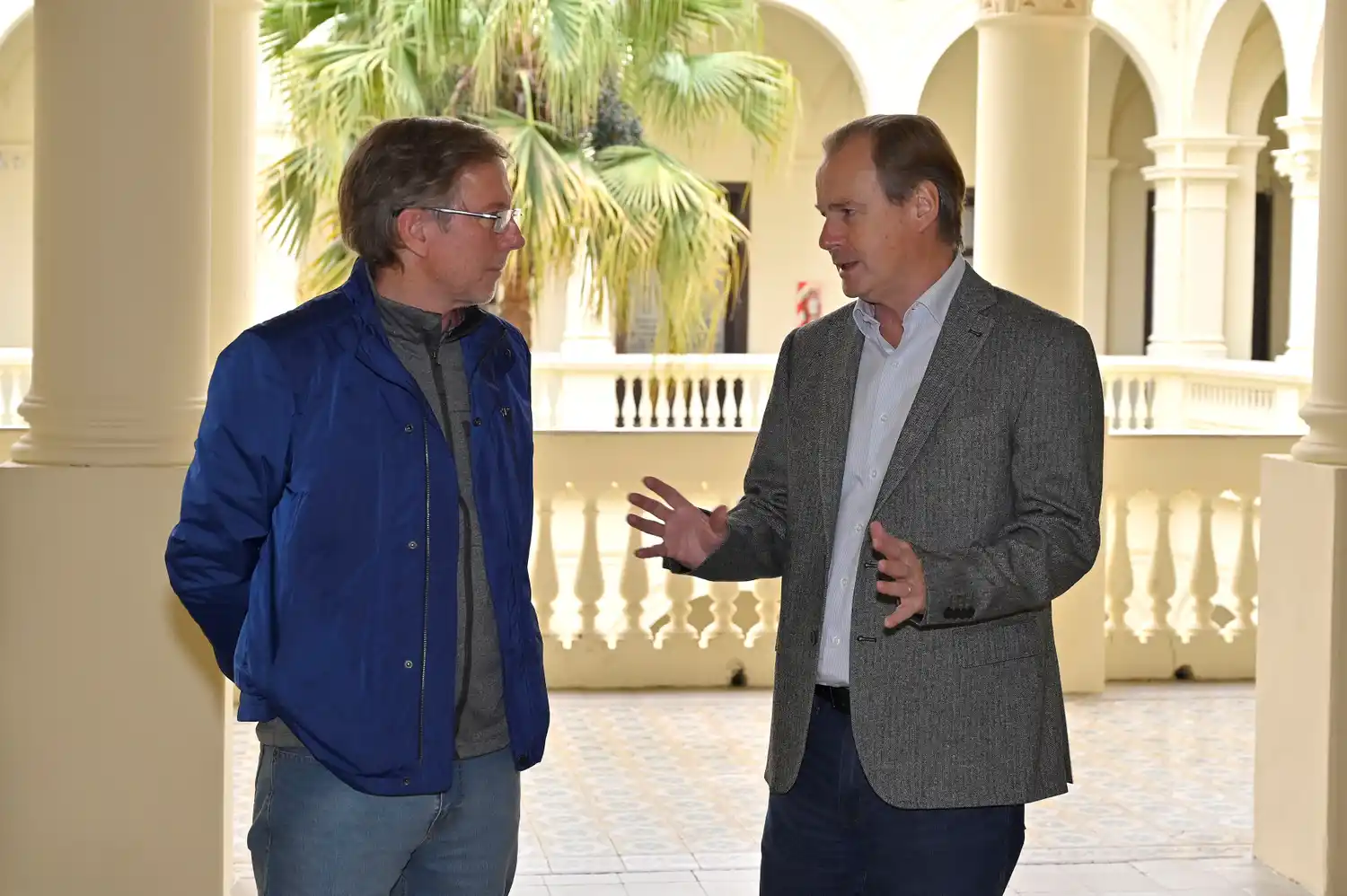 Avanzan las gestiones para reabrir las exportaciones avícolas