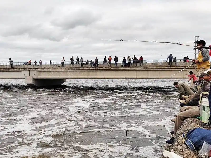 La situación comienza a normalizarse en la
zona Norte y Oeste del bañado La Estrella
