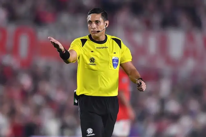 Se conoció el árbitro del debut de la Selección Argentina en la Copa América