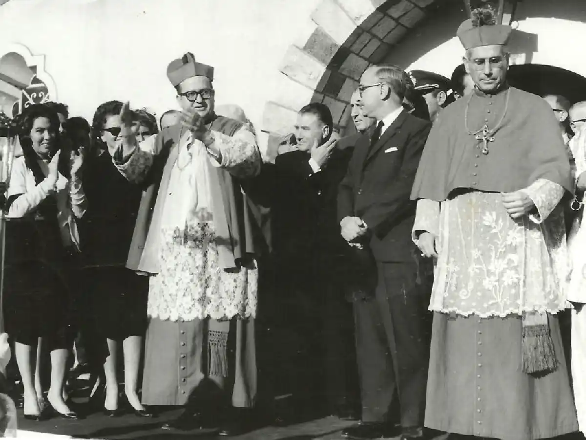 Hace 60 años: el día que San Francisco recibió a su primer obispo