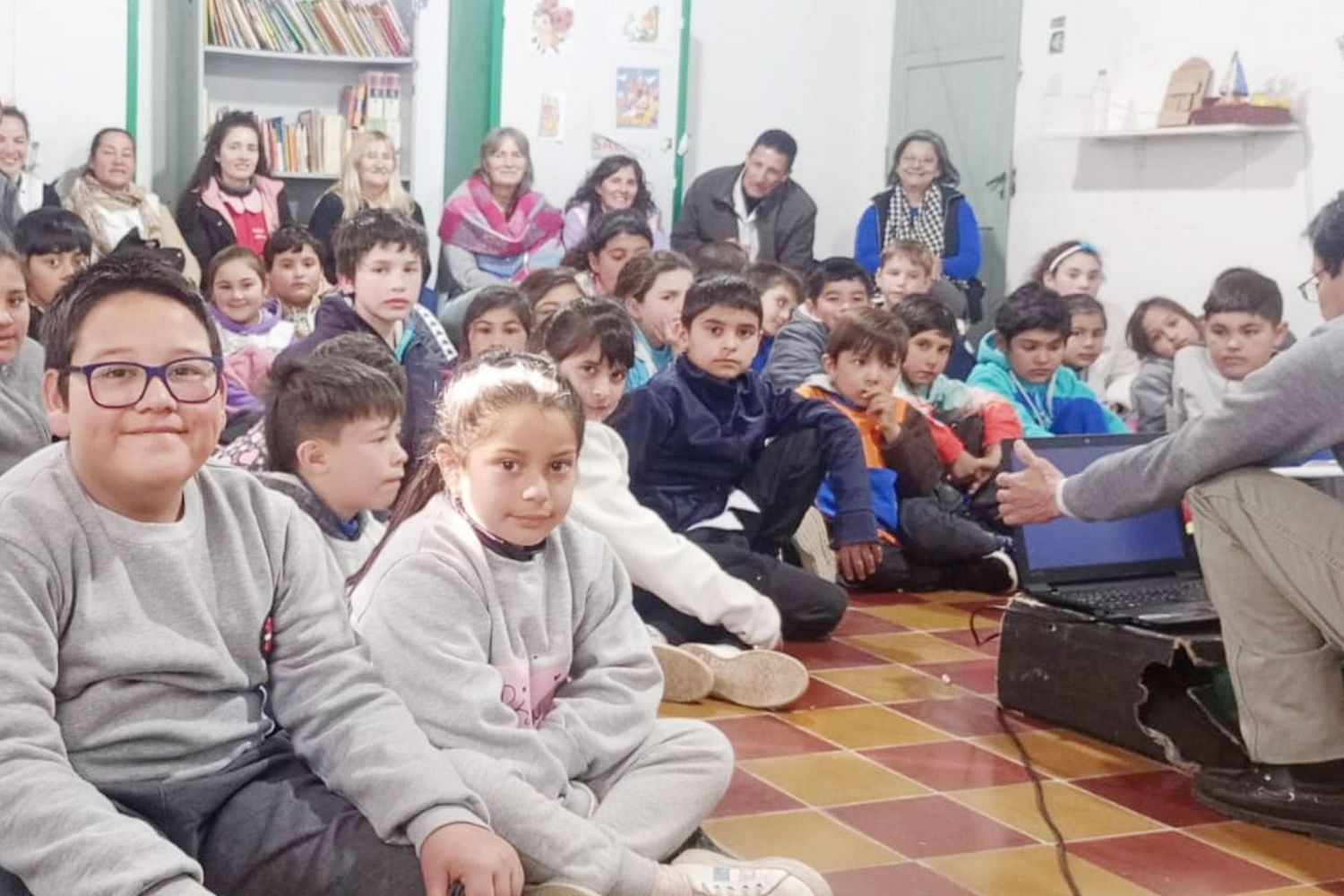 Cine en la Escuela continúa recorriendo la provincia