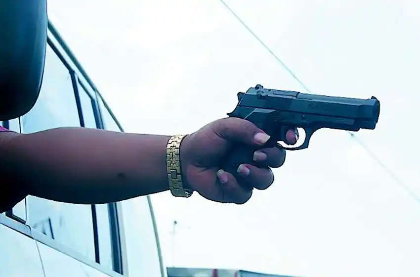 Dos personas resultaron heridas tras violento ataque a balazos en el macrocentro